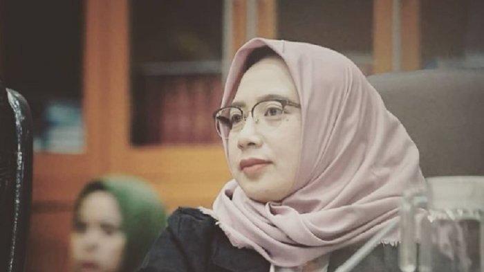 Profil Nihayatul Wafiroh